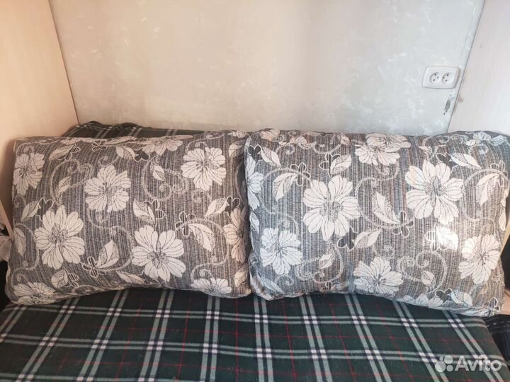 Подушки для дивана