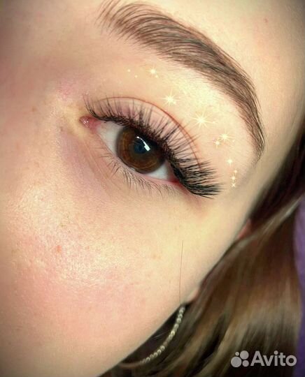 Наращивание ресниц в студии