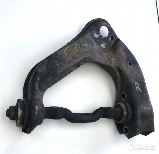 Рычаг передний правый верхний Хендай H-1 1998г