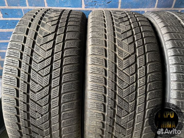 Pirelli Scorpion Winter 265/40 R22 106W
