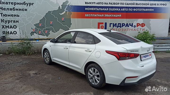 Накладка приборов Hyundai Solaris 2 84831-H5AA0