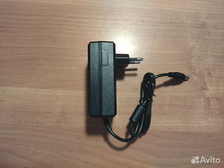 Блок питания 12v 3А, штекер 5.5х2.5мм - Новый