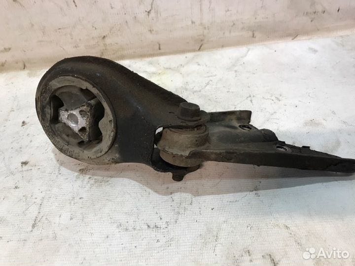 Подушка двигателя нижняя задняя Mazda 3 седан BK