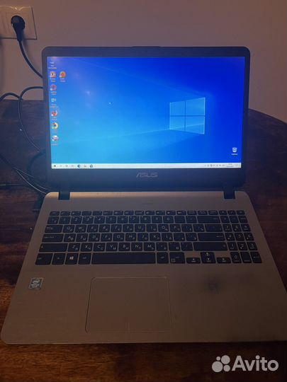 Ноутбук Asus x507m