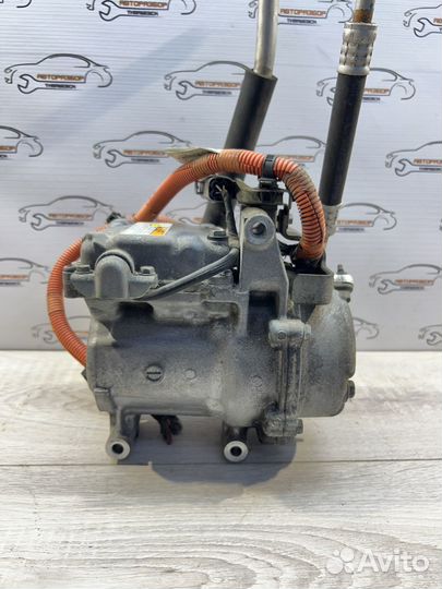 Компрессор кондиционера Mitsubishi