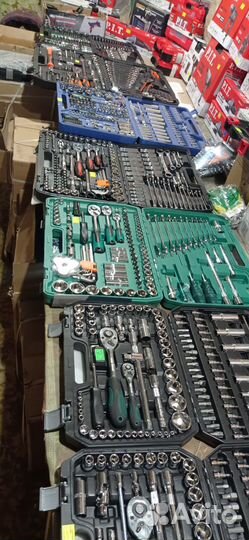 Набор ключей трешеток головок новые