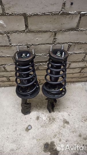 Стойки задние бу toyota