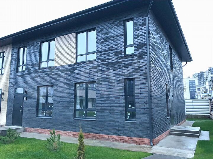 Таунхаус 100 м² на участке 2 сот.