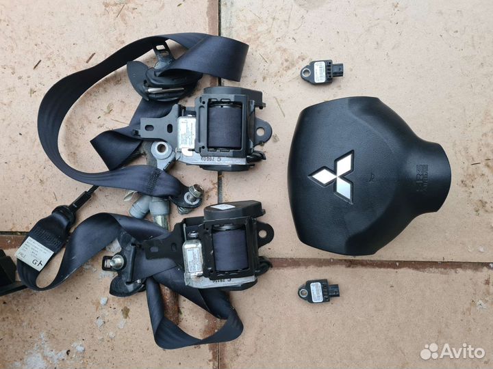 Подушка безопасности Митсубиши Аутлендер Хл