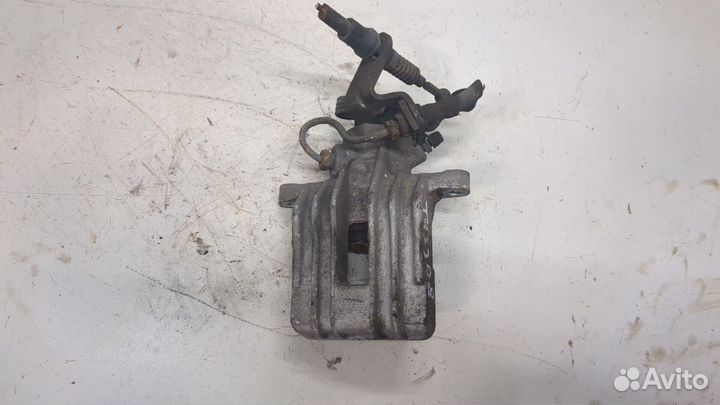 Суппорт Volkswagen Scirocco 2008, 2009