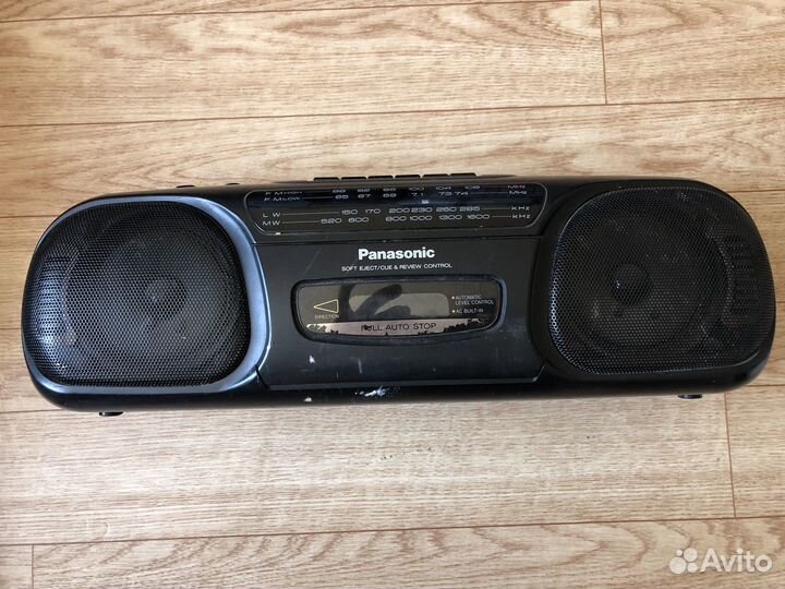 Кассетный магнитофон