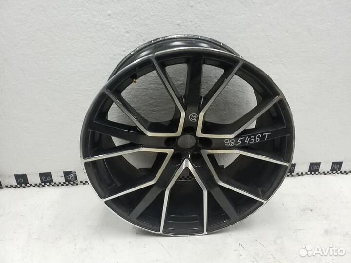 Диск колеса литой Audi Q8 R22