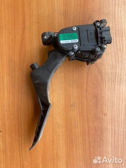 Педаль газа Wv Transporter T5 cfca 2010