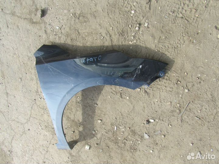 Крыло переднее правое Kia Cerato 4