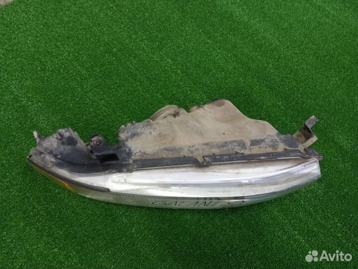 Фара правая б/у M. Galant 1997-2003