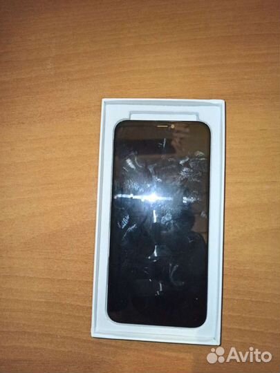 Стекло к айфон 11про