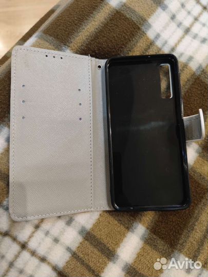 Чехол-книжка для Samsung A7 2018 с магнитом, новый