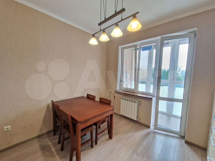 1-к. квартира, 42 м², 4/5 эт.