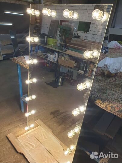 Гримерное зеркало