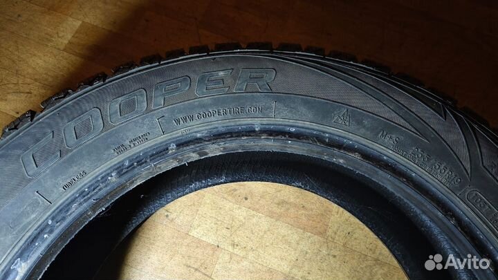 Cooper Weather-Master S/T 3 235/55 R19