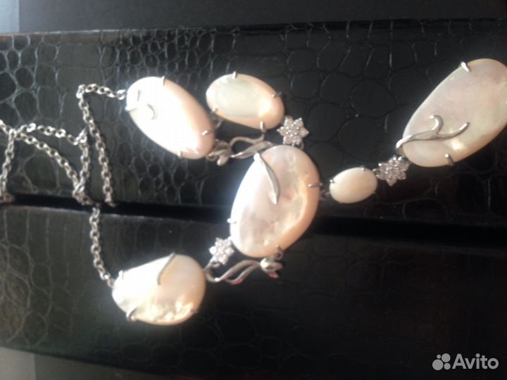 Колье жемчужное