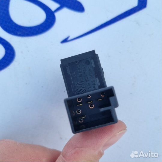 Кнопка открывания бензобака Volkswagen Passat B5.5