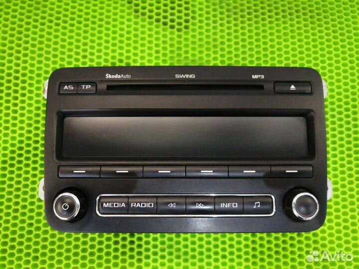 Магнитола Skoda Fabia 2 5J0035161D