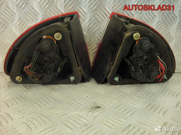 Фонарь задний наружный Seat Leon 1м6945095а