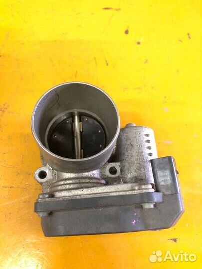 Дросельная заслонка Volkswagen Golf