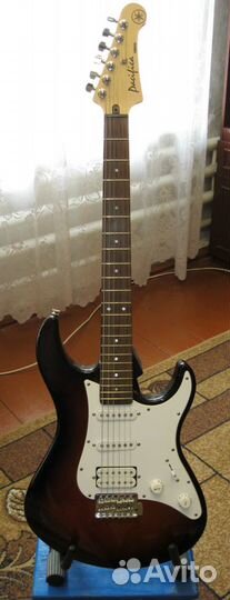 Электрогитара yamaha pacifica 112J