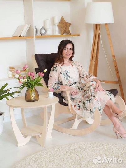 Деревянный стол дачный