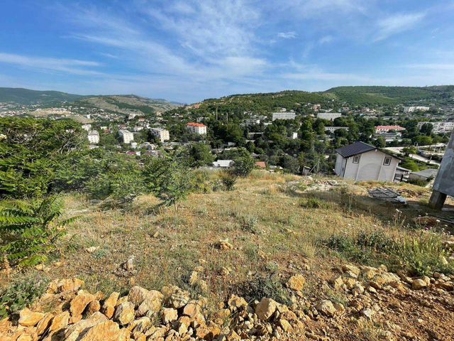 Участок 5 сот. (ИЖС)