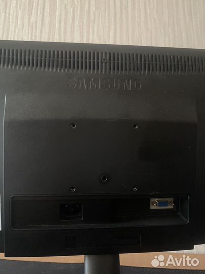 Монитор Samsung 18.5