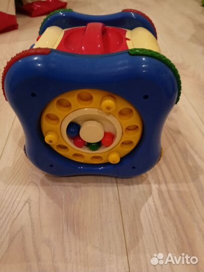 Развивающий музыкальный кубик