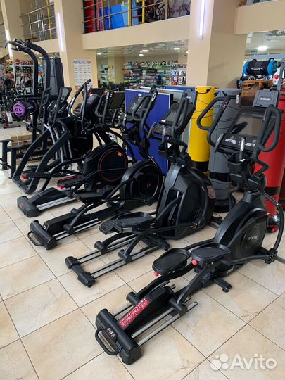 Эллиптический тренажер Sole E98 2019