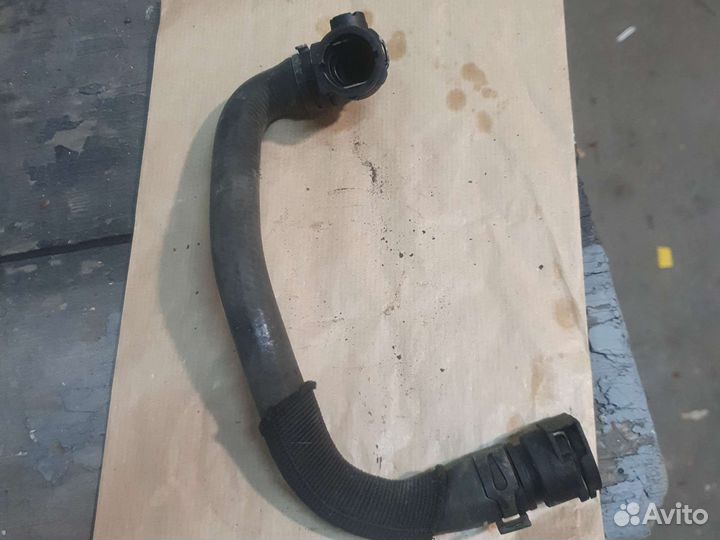 Шланг патрубок охлаждения радиатора верхний
