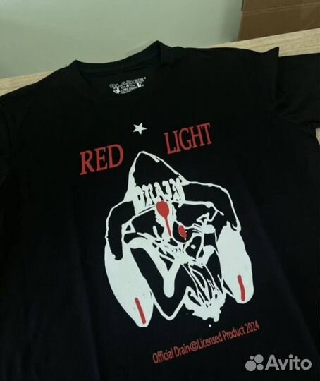 Футболка bladee RED light TEE black