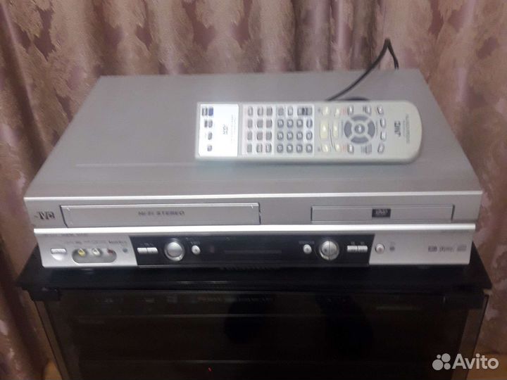 DVD+VHS JVC HR-XV2