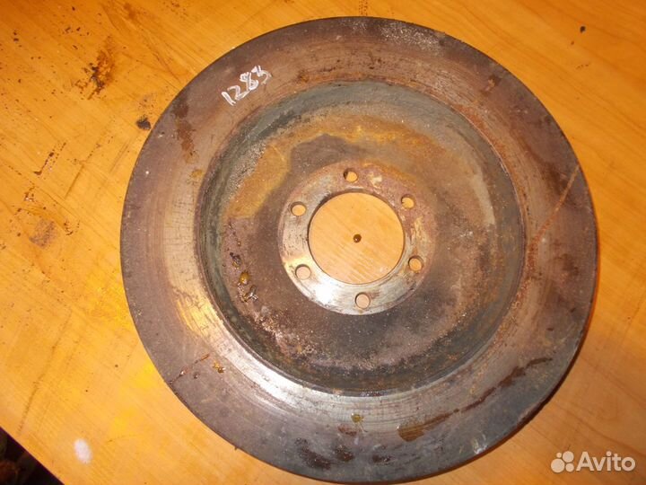 Демпфер рено магнум 2001г