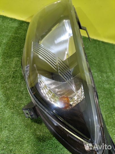Фара левая LADA Granta FL 2018