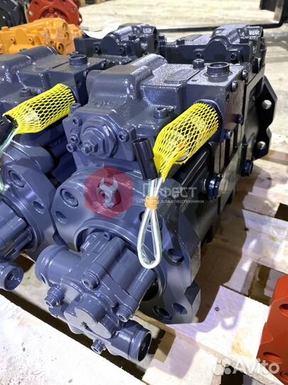 Основной насос Volvo EC180BLC 14531854