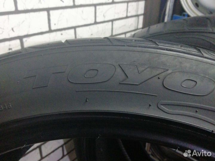 Toyo Proxes ST II 275/40 R20 106W