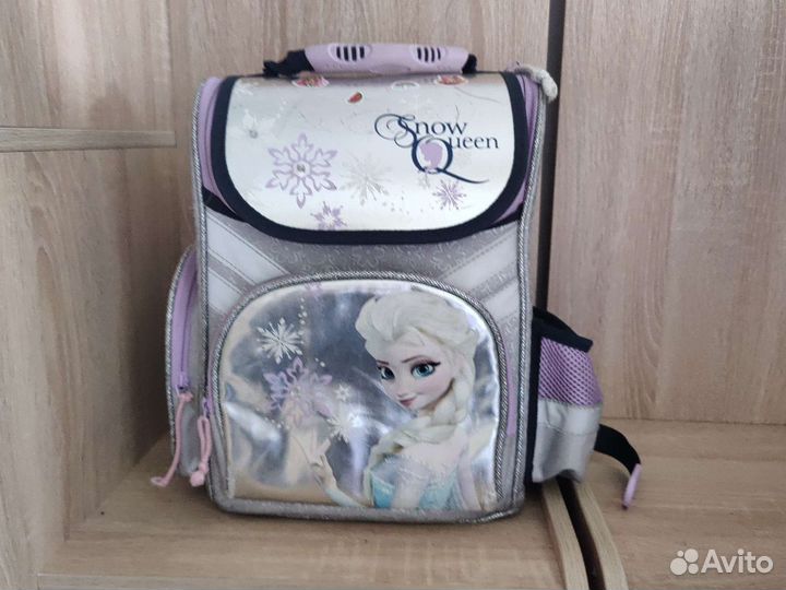 Школьный ранец, рюкзак