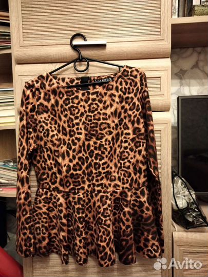 Женские вещи 48-52