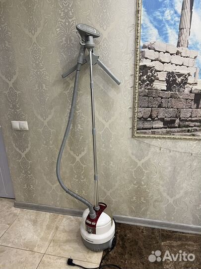 Отпариватель для одежды вертикальный