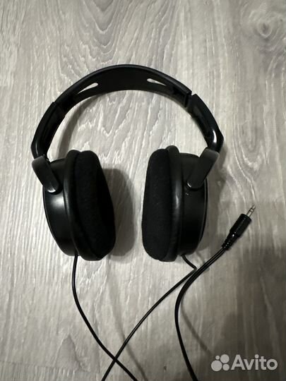 Проводные наушники.для игр и музыки