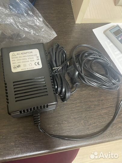 Блок питания для видеокамер 24в