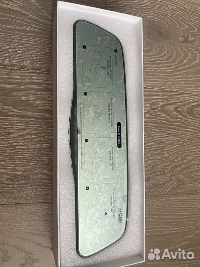 Видеорегистратор зеркало Navitel MR250