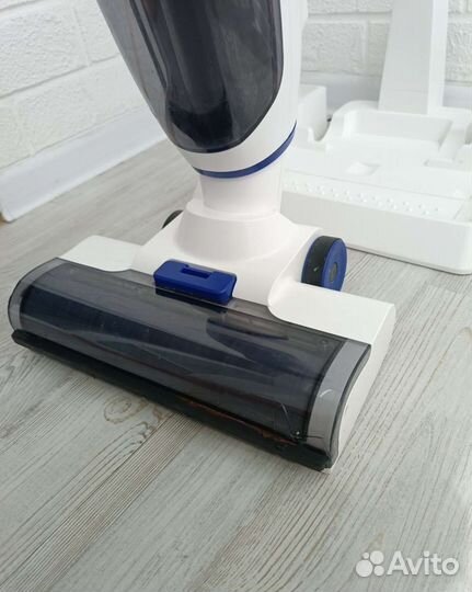 Моющий пылесос AkvaStream