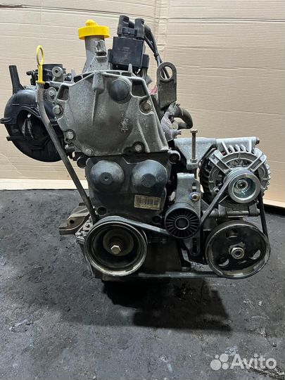 Renault sandero двигатель K7JA710